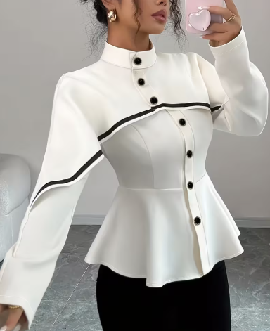 Chemisier blanc contrastant